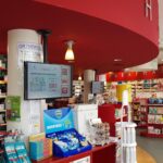 Ecran promotionnel pour vitrine magasin